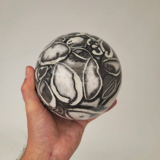 Clam Shell Marble Sphere (7.8 lbs _ S-186)